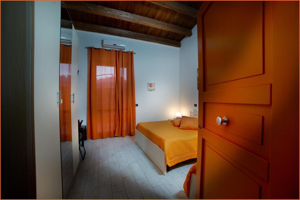 Ai Parchi Dei Parrini Bed & Breakfast Partinico Oda fotoğraf