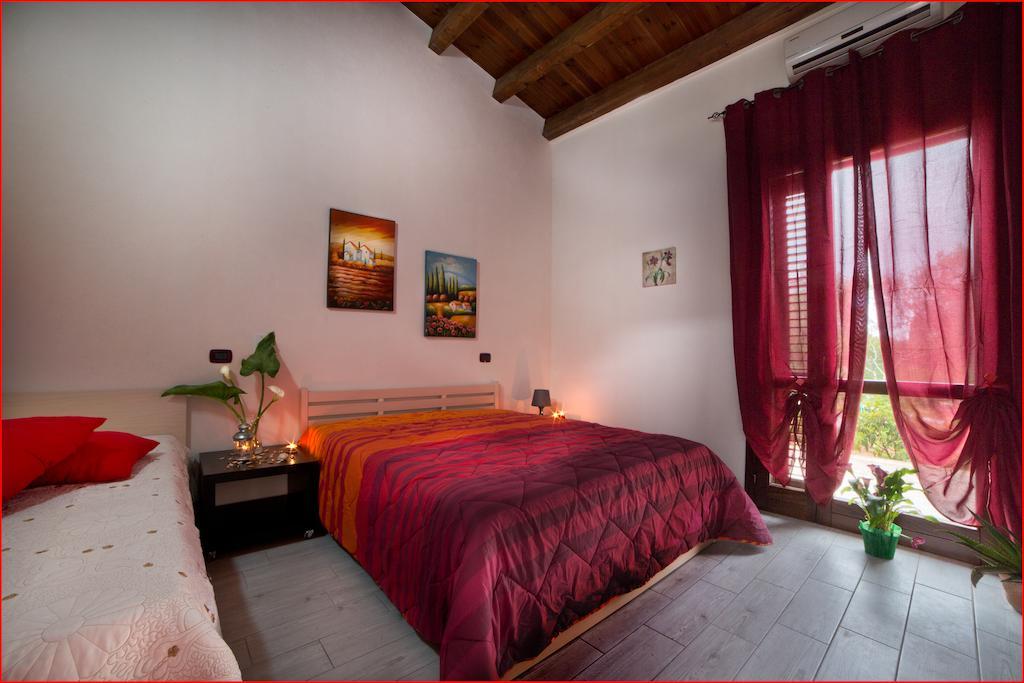 Ai Parchi Dei Parrini Bed & Breakfast Partinico Oda fotoğraf