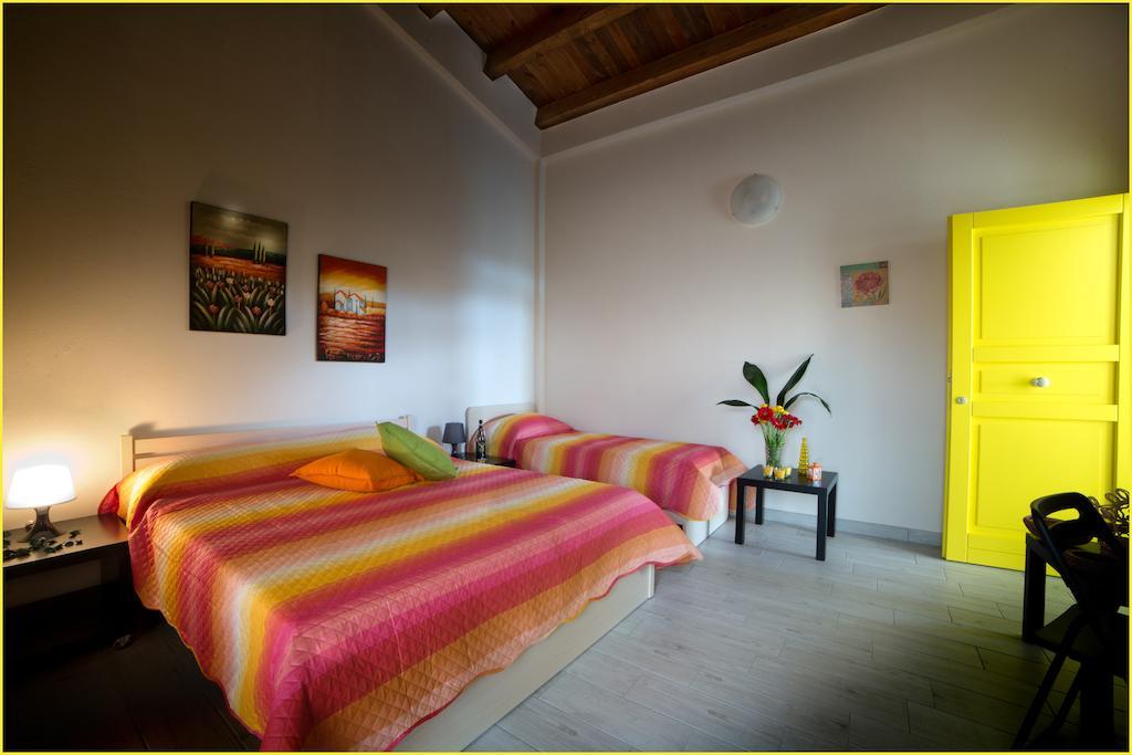 Ai Parchi Dei Parrini Bed & Breakfast Partinico Oda fotoğraf